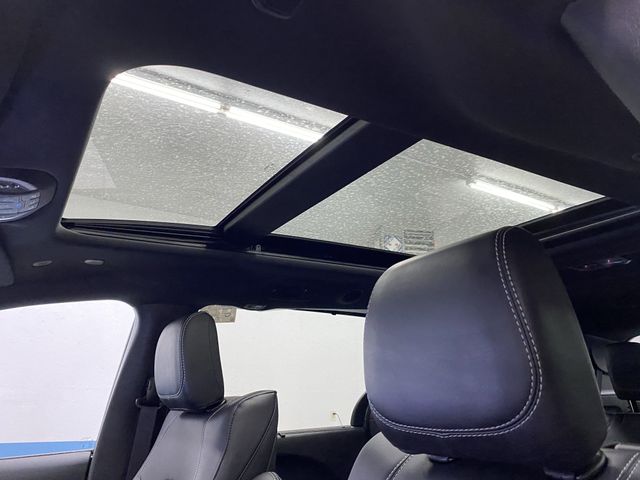 2025 Chrysler Pacifica photo 7