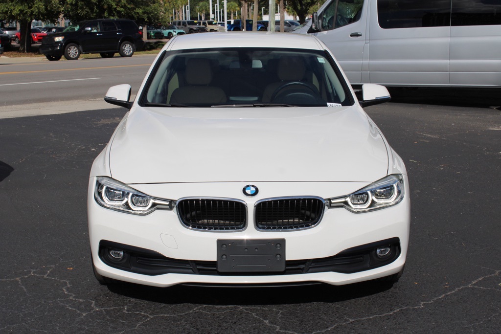 2018 Bmw 320i xDrive Sedan photo 2