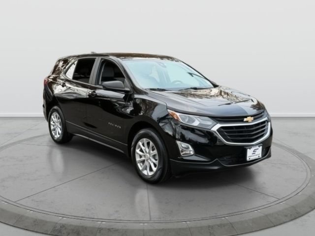 2021 Chevrolet Equinox LS's photo