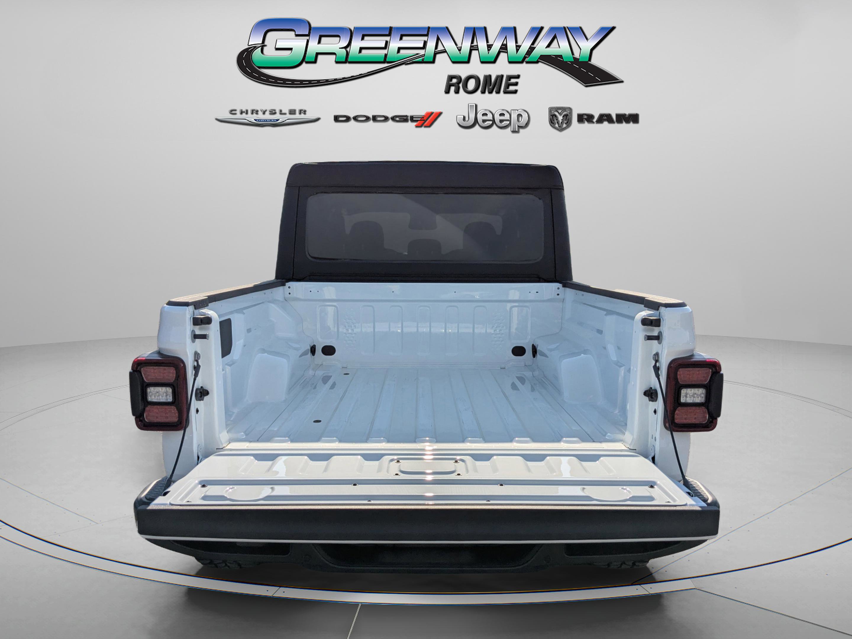2025 Jeep Gladiator Sport S photo 37