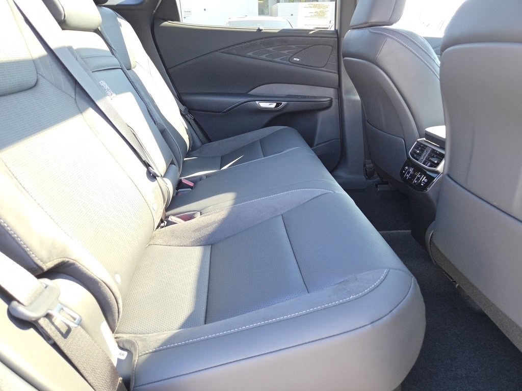 2025 Lexus RX 350 Luxury photo 3