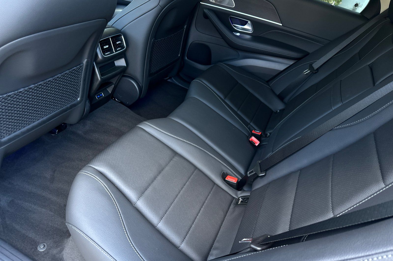 2026 Mercedes Benz GLE 450 4MATIC photo 9