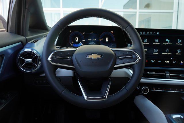 2025 Chevrolet Equinox EV 1LT photo 12