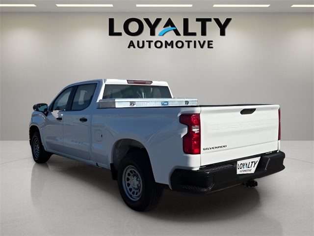 2021 Chevrolet Silverado 1500 photo 3