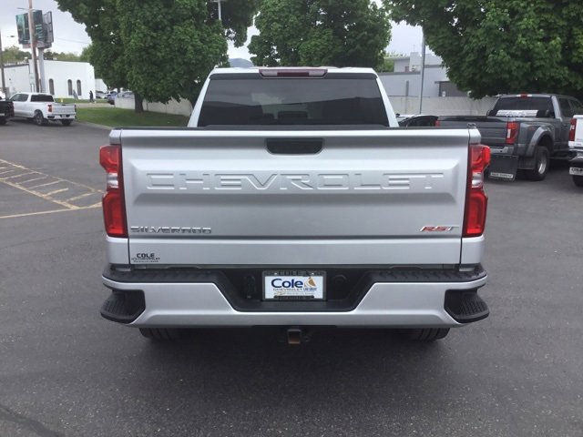 2022 Chevrolet Silverado 1500 RST photo 4