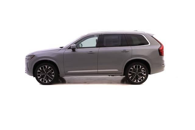 2026 Volvo XC90 Plus photo 3