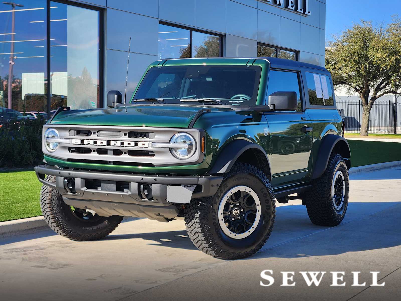 2023 Ford Bronco 2-Door Big Bend's photo