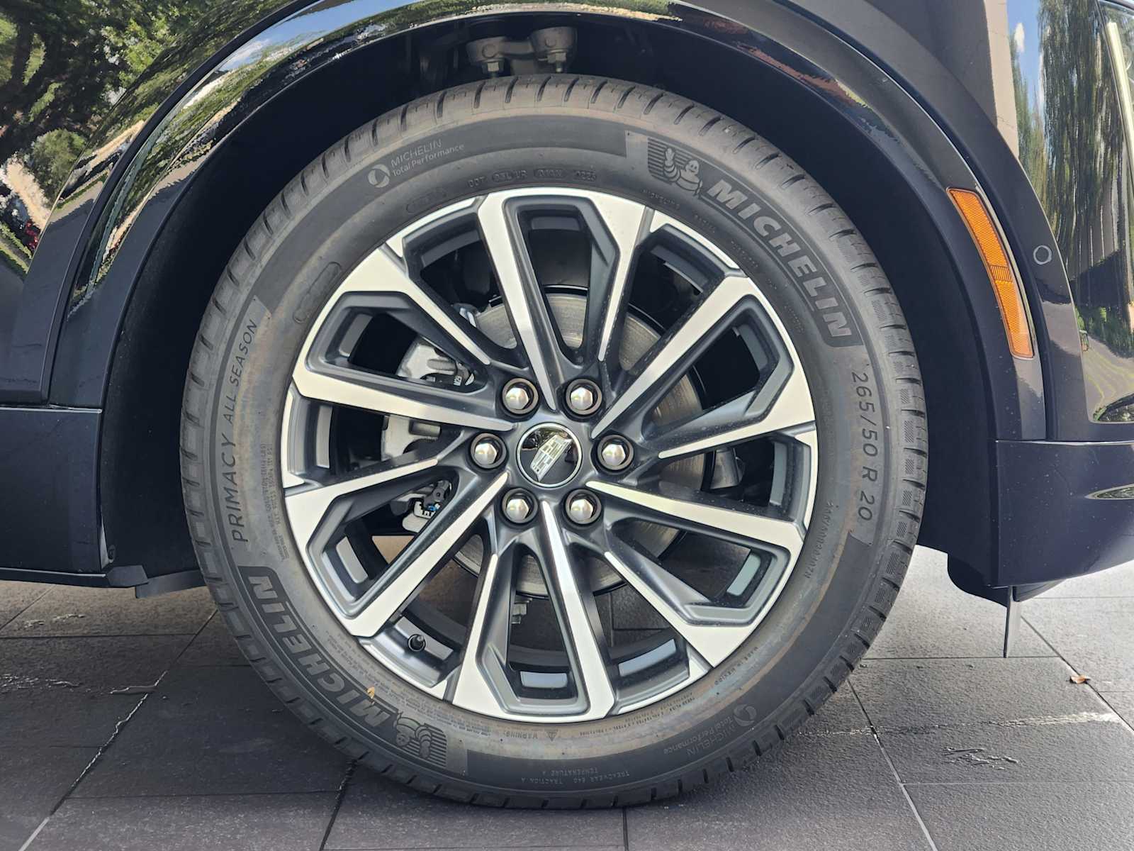 2025 Cadillac Lyriq Sport photo 6