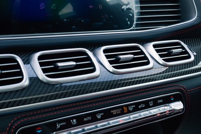 2025 Mercedes Benz GLE AMG 53 4MATIC Coupe photo 11