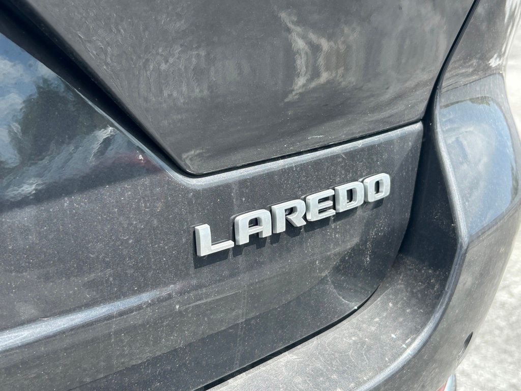 2025 Jeep Grand Cherokee Laredo X photo 24