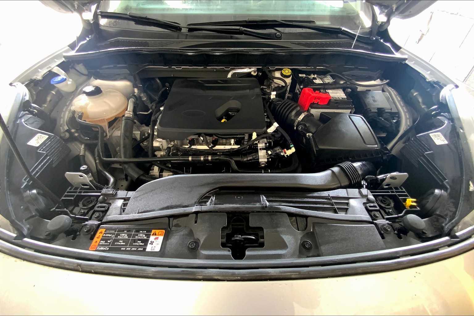 2020 Ford Escape SE photo 28