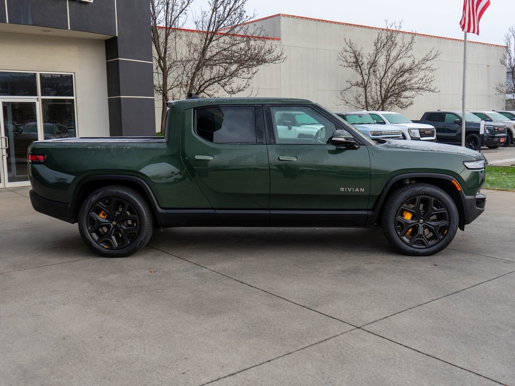2023 Rivian R1T Adventure photo 4