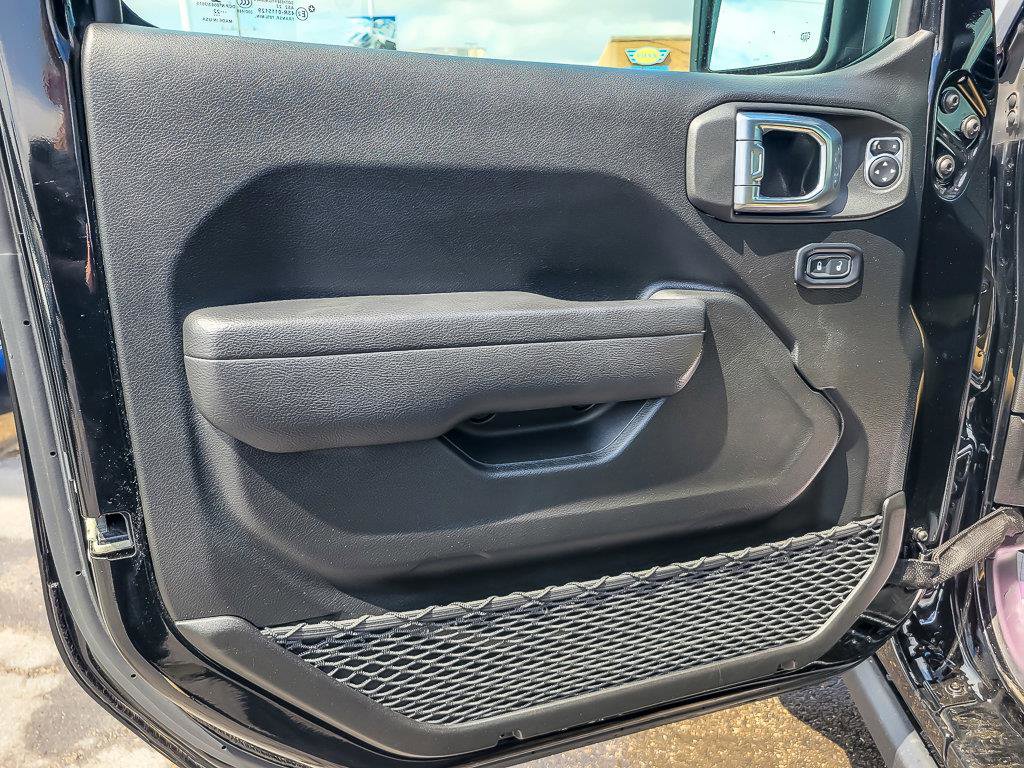 2022 JEEP WRANGLER - Image 19