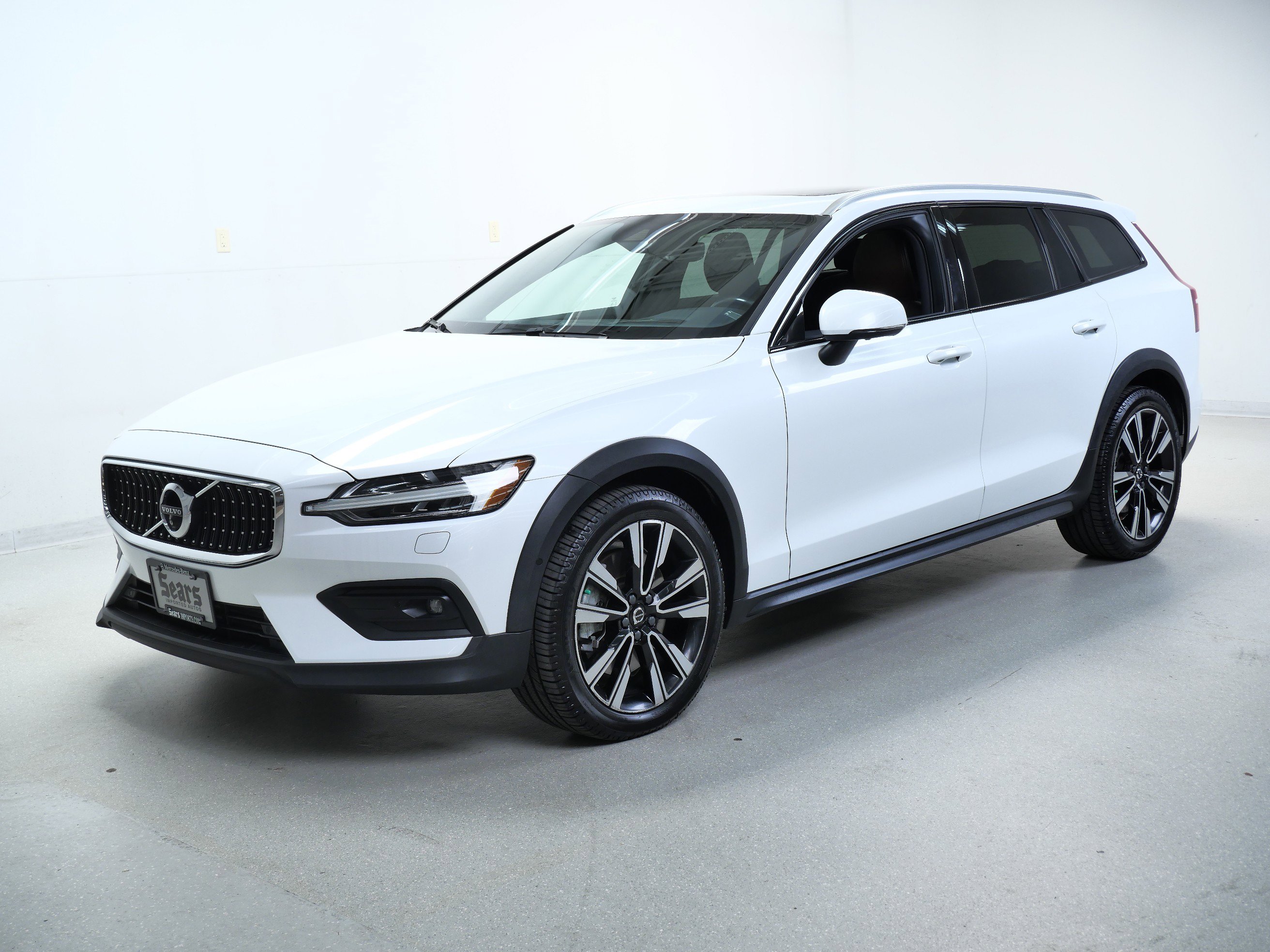 2022 Volvo V60 Cross Country T5 AWD photo 7