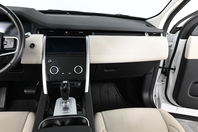 2022 Land Rover Discovery Sport SE photo 15