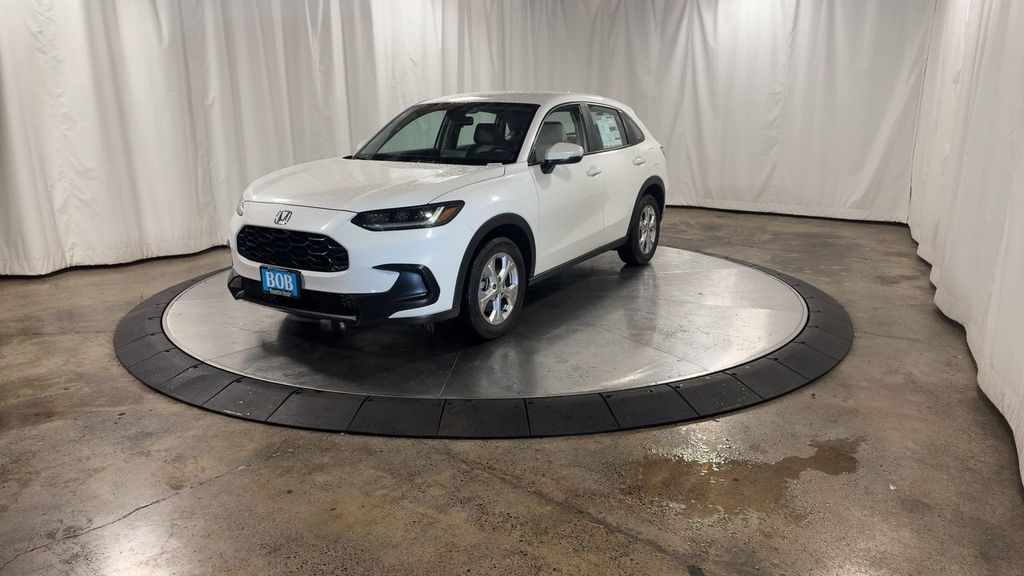 2025 Honda HR-V LX photo 3