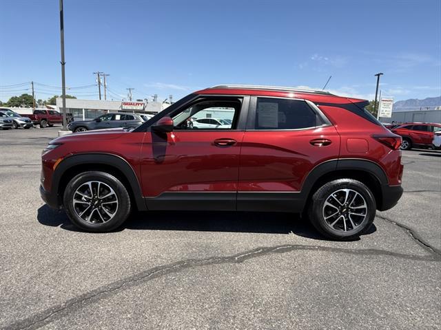 2024 Chevrolet Trailblazer LT photo 4