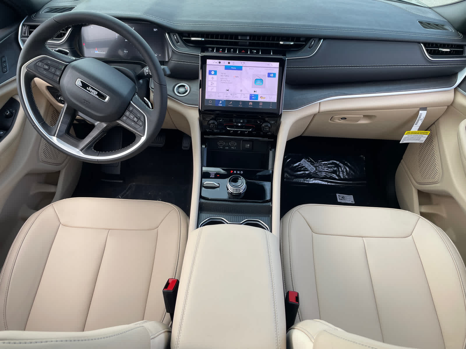 2025 Jeep Grand Cherokee Limited photo 14