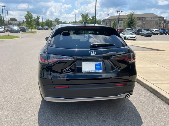 2026 Honda HR-V Sport photo 3