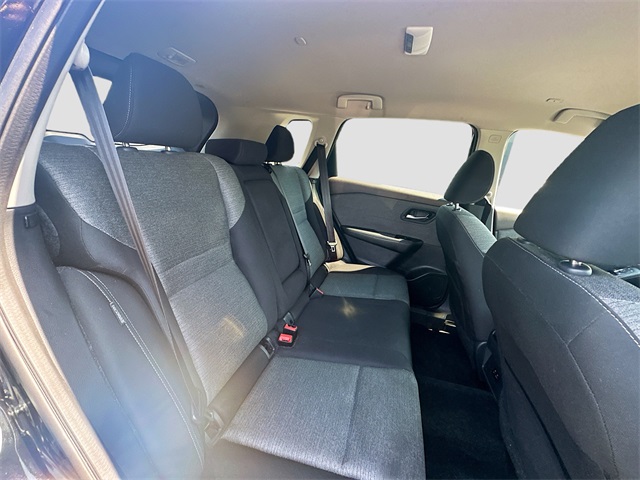 2022 Nissan Rogue SV photo 26