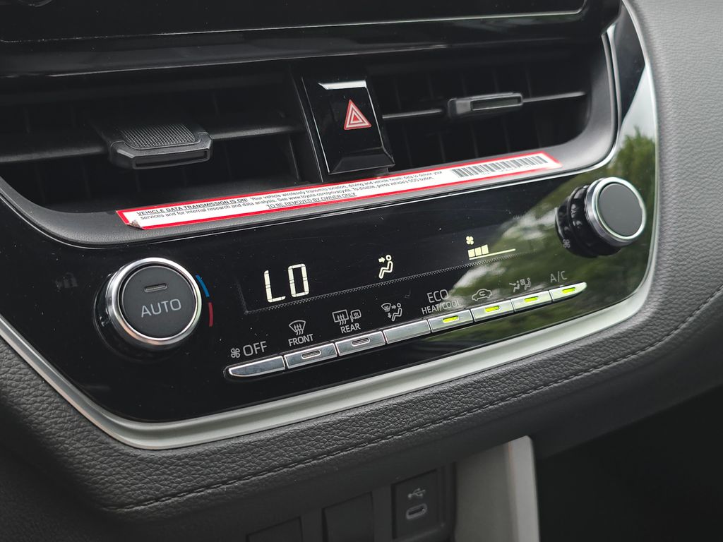 2024 Toyota Corolla Hybrid SE photo 27