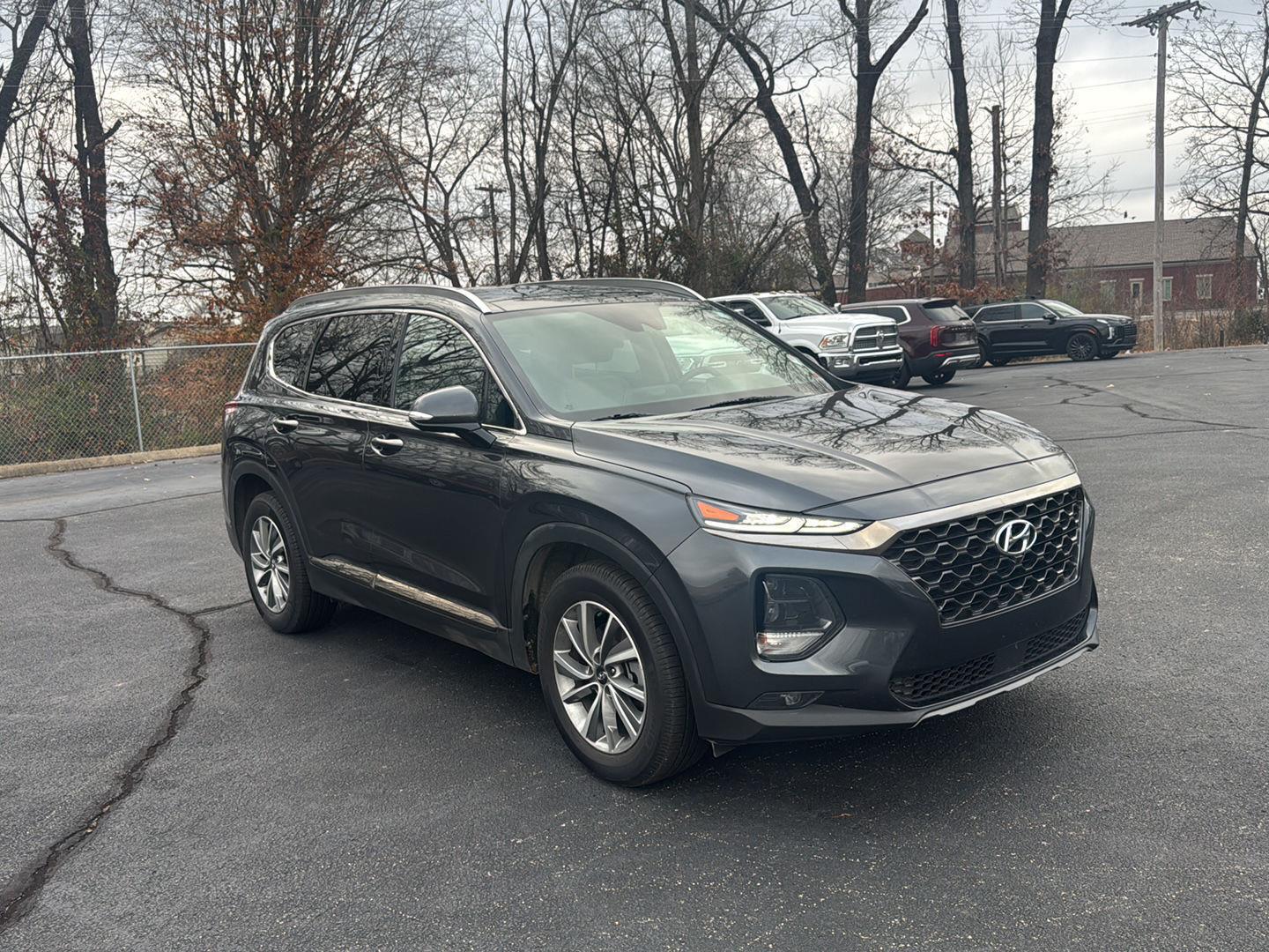 2020 Hyundai Santa Fe Limited's photo