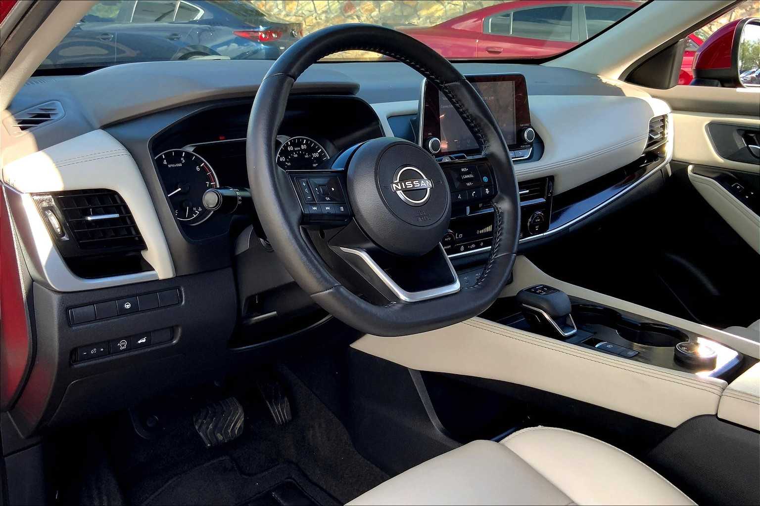 2023 Nissan Rogue SL photo 15