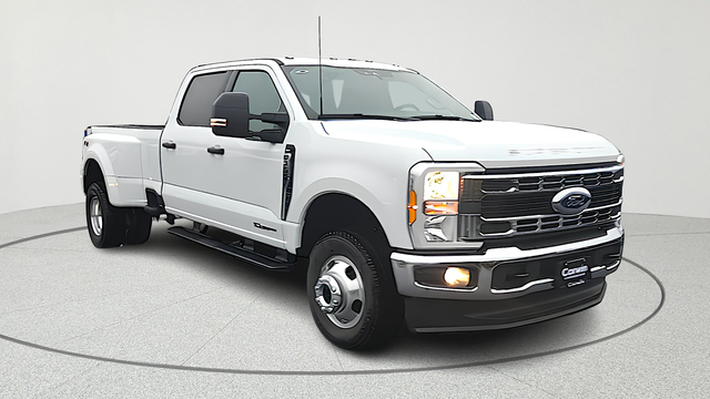 2026 Ford F-350 Super Duty XLT's photo