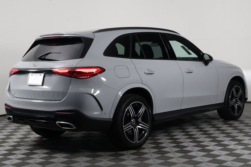 2026 Mercedes Benz GLC 350e 4MATIC photo 2