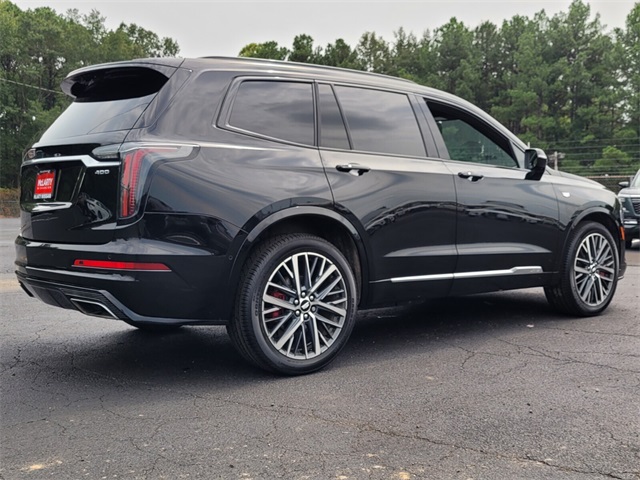 2022 Cadillac XT6 Sport photo 3