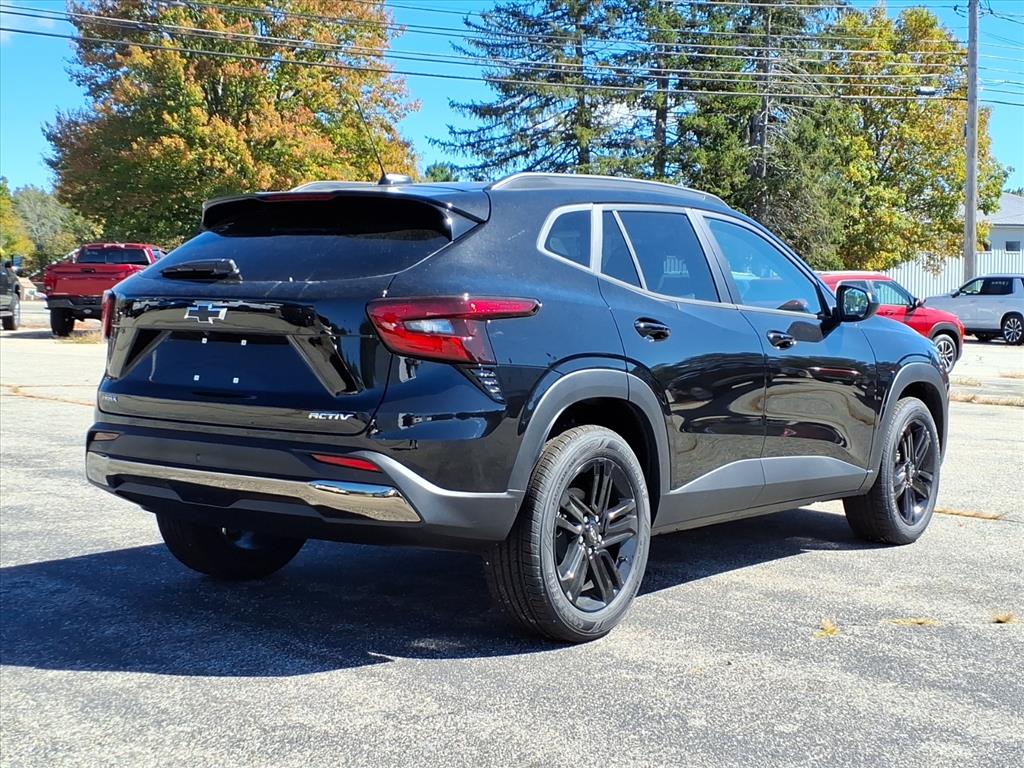 2025 Chevrolet Trax ACTIV photo 3