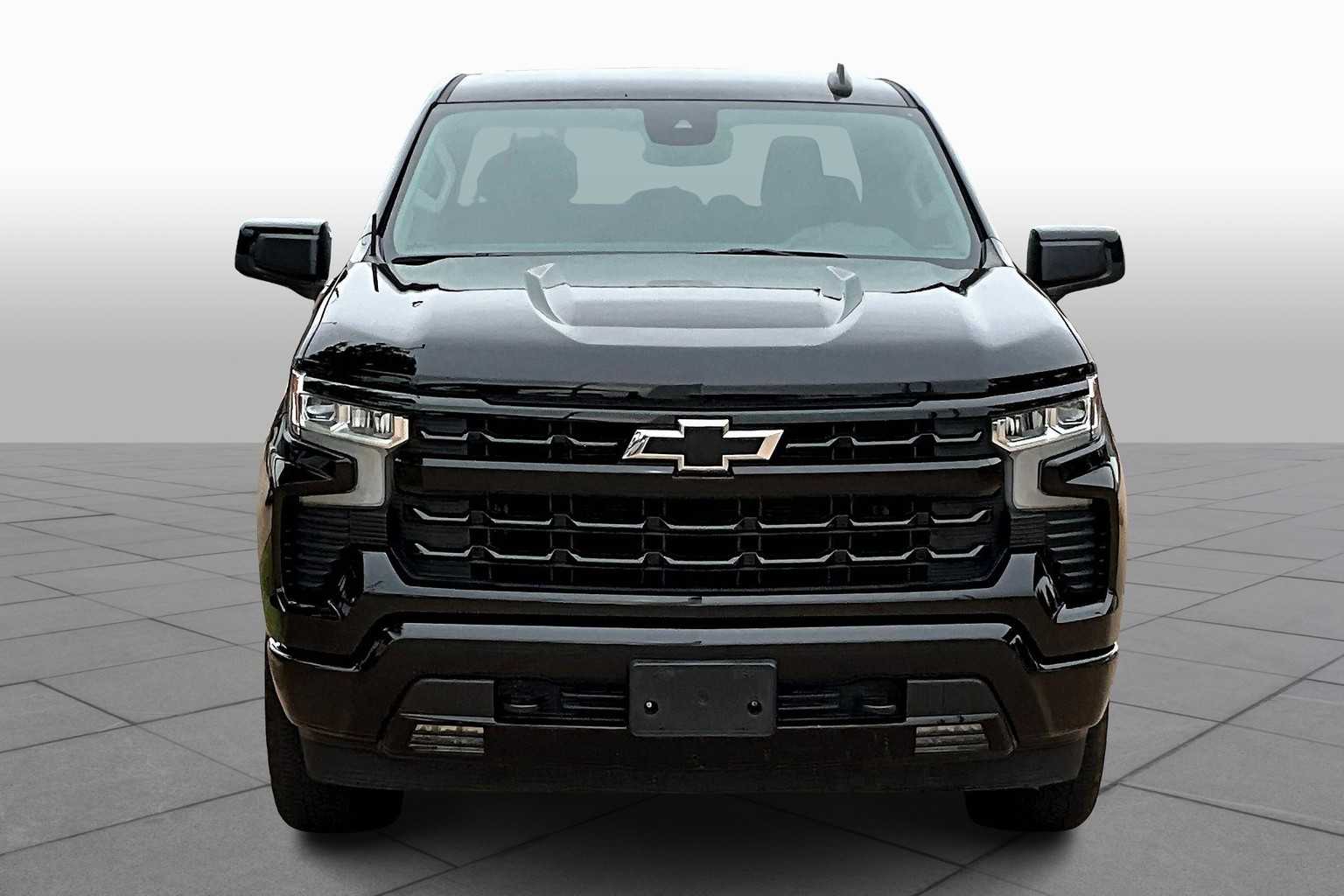 2024 Chevrolet Silverado 1500 RST photo 3