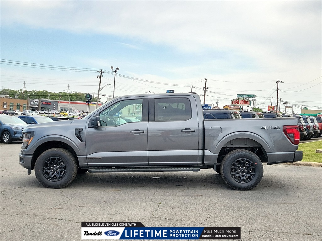 2025 Ford F-150 XLT photo 3