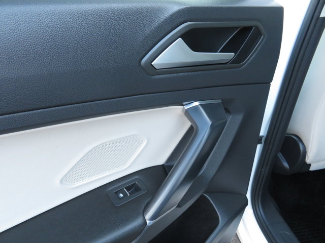 2020 Volkswagen Tiguan SEL photo 15