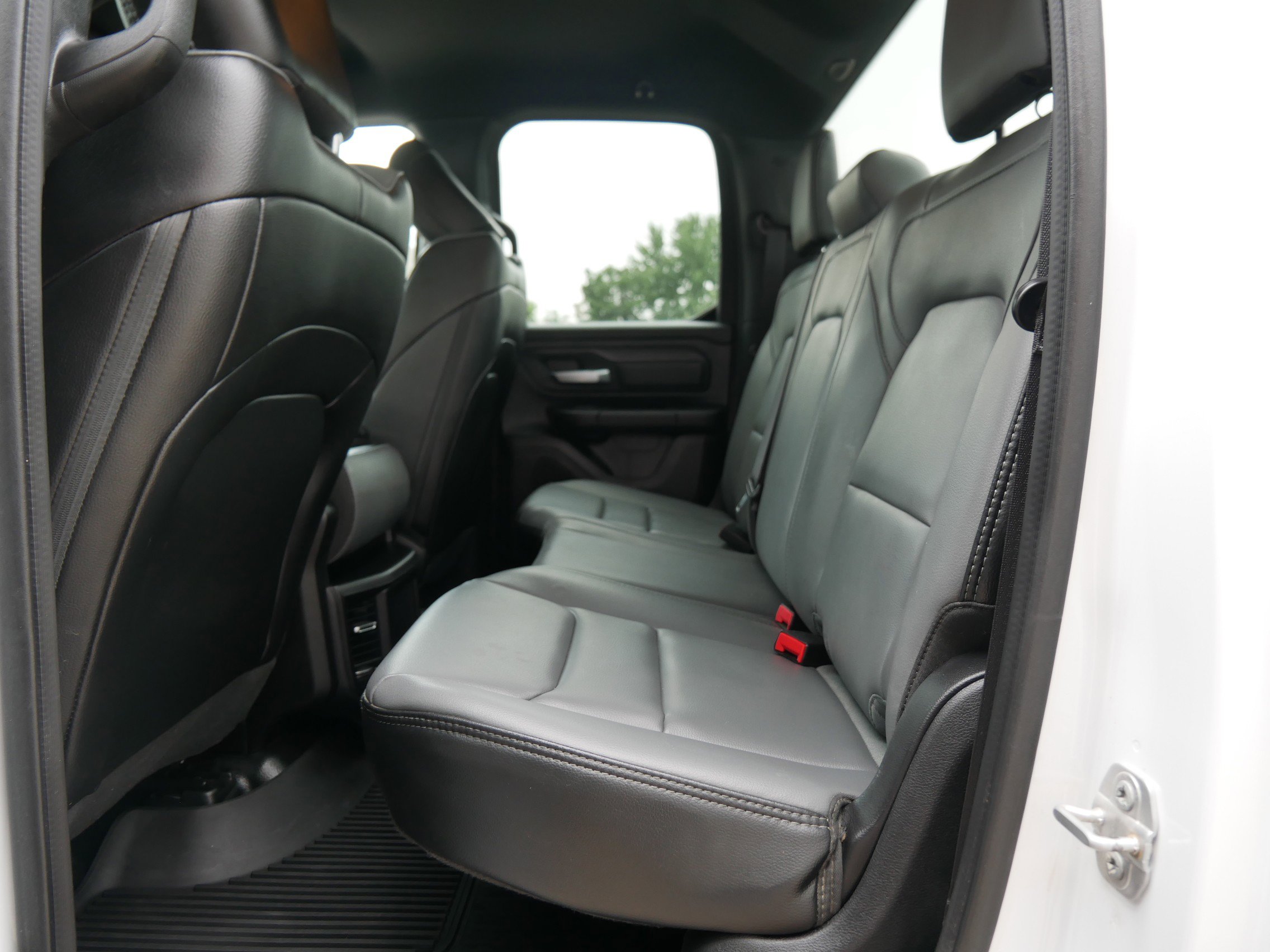 2022 Ram 1500 Tradesman photo 11