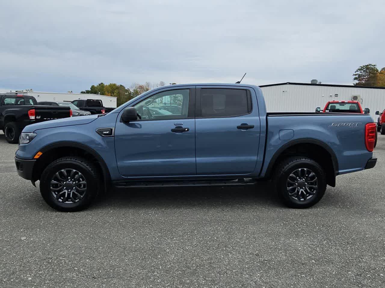2023 Ford Ranger XLT photo 2