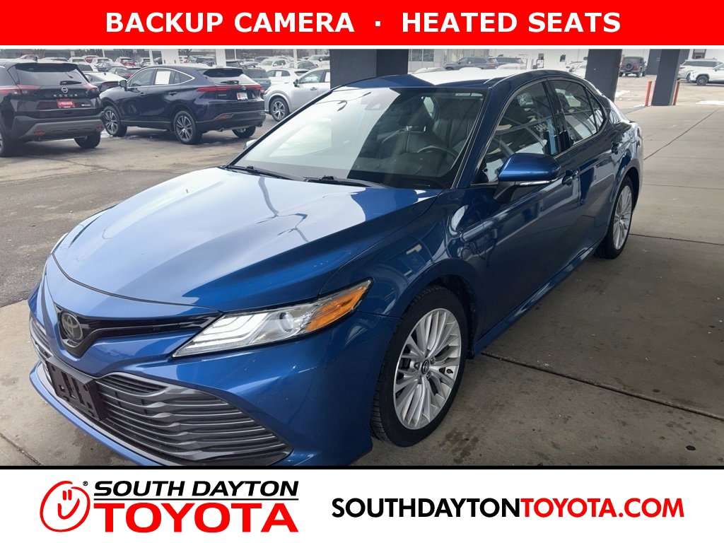2019 Toyota Camry XLE's photo