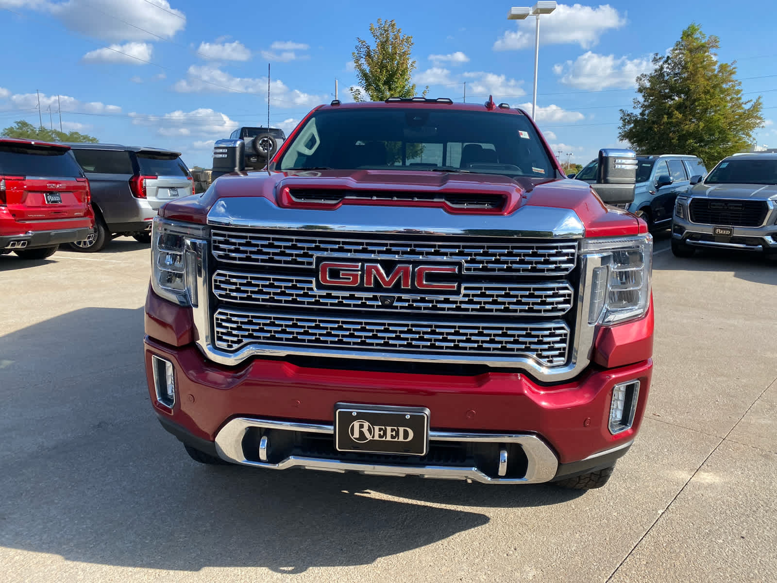 2020 Gmc Sierra Denali photo 2