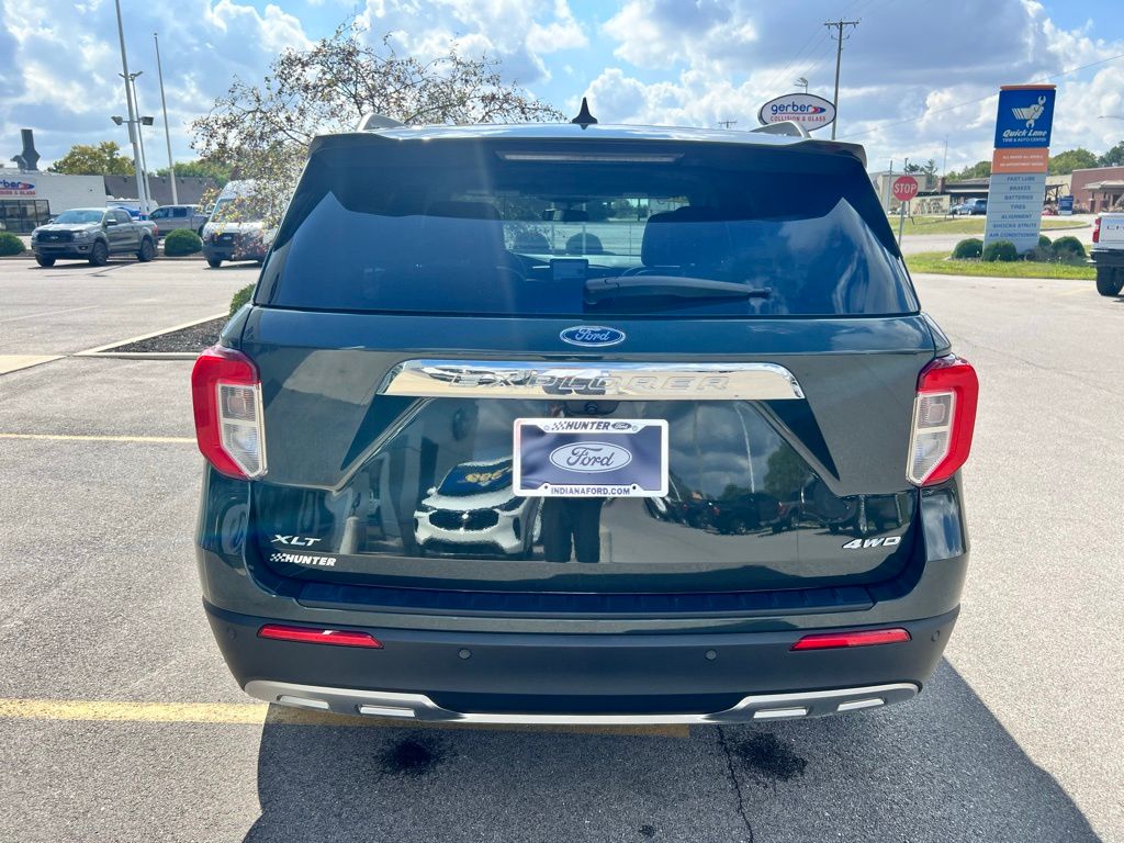 2023 Ford Explorer XLT photo 41