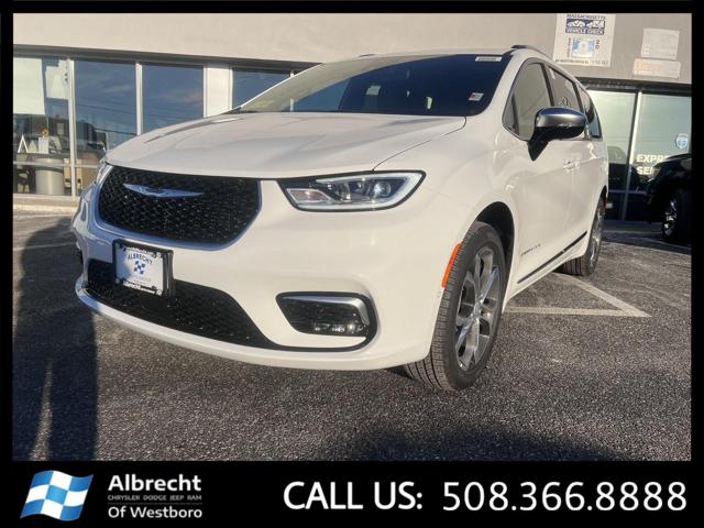 2026 Chrysler Pacifica Pinnacle's photo