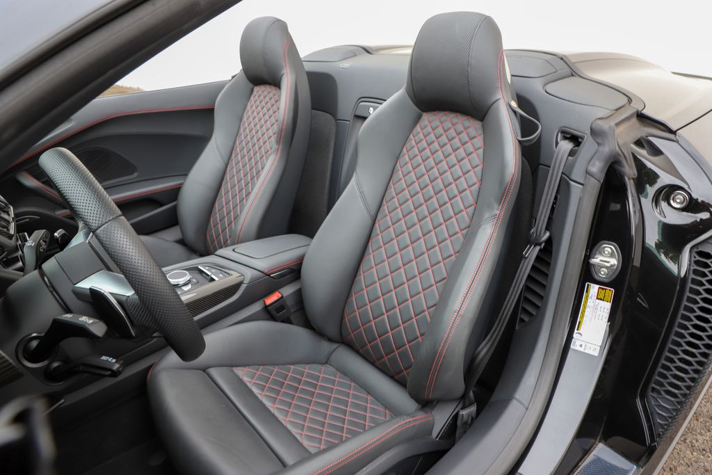 2023 Audi R8 V10 Performance Quattro photo 4