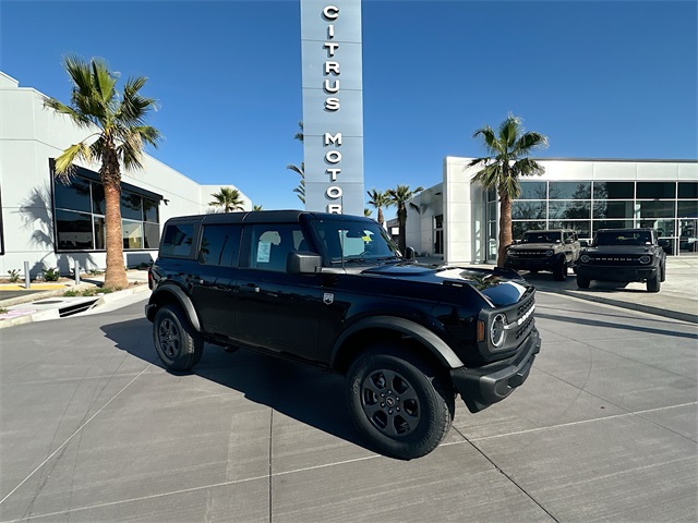 2025 Ford Bronco 4-Door Big Bend's photo