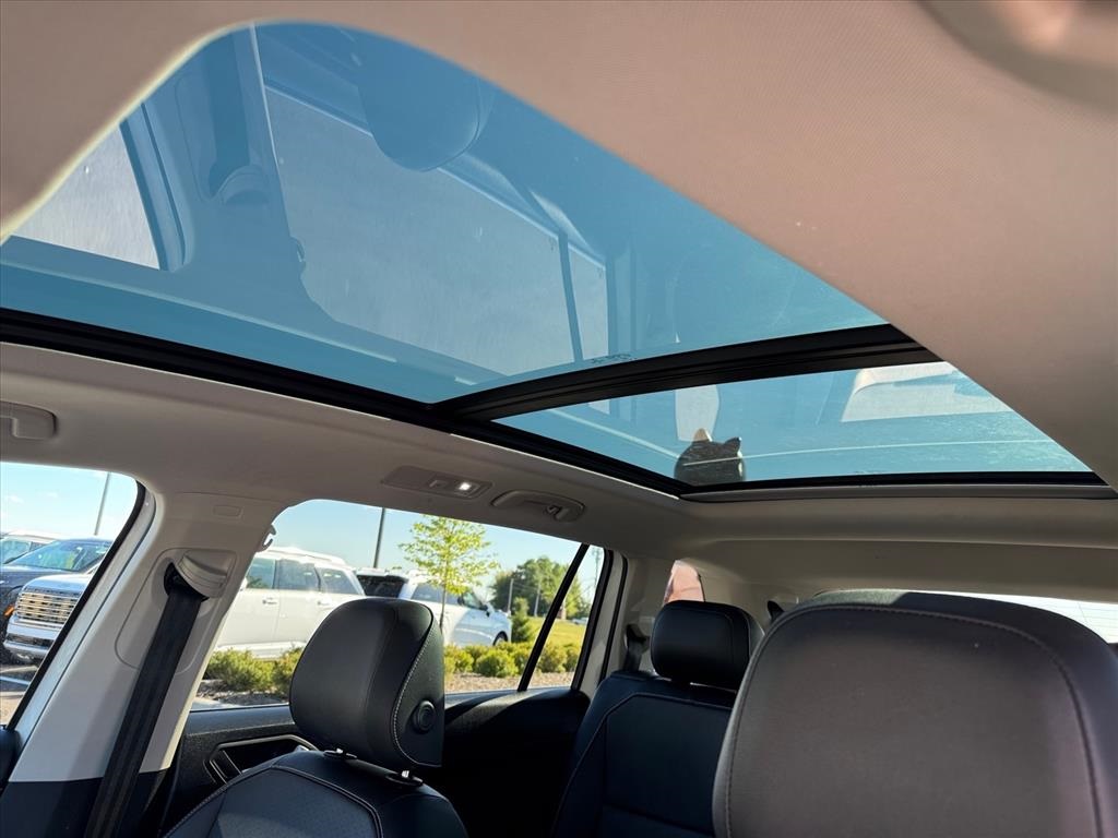 2021 Volkswagen Tiguan SE photo 4