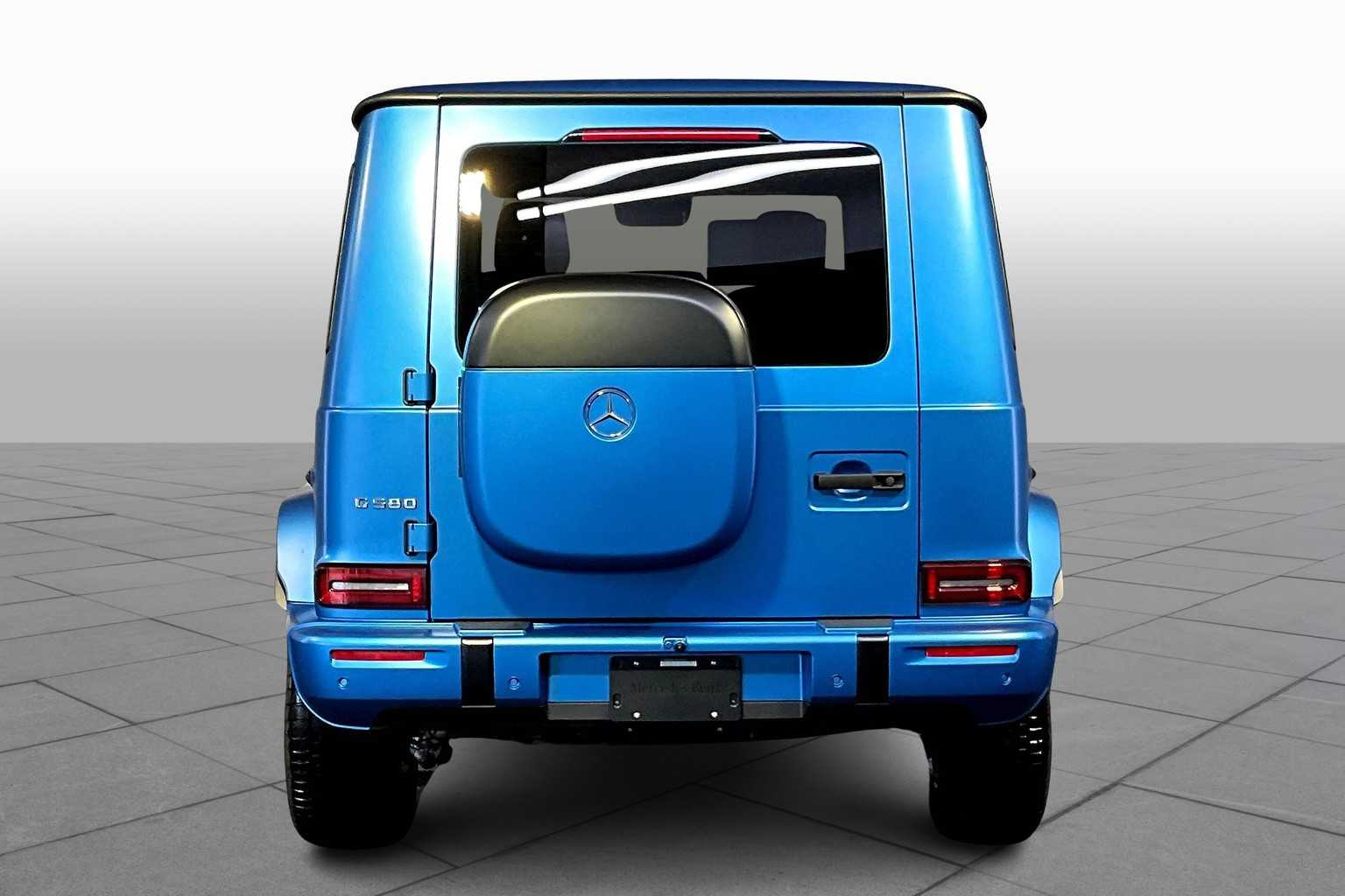 2025 Mercedes Benz G photo 4