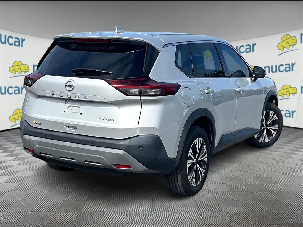 2021 Nissan Rogue SV photo 5
