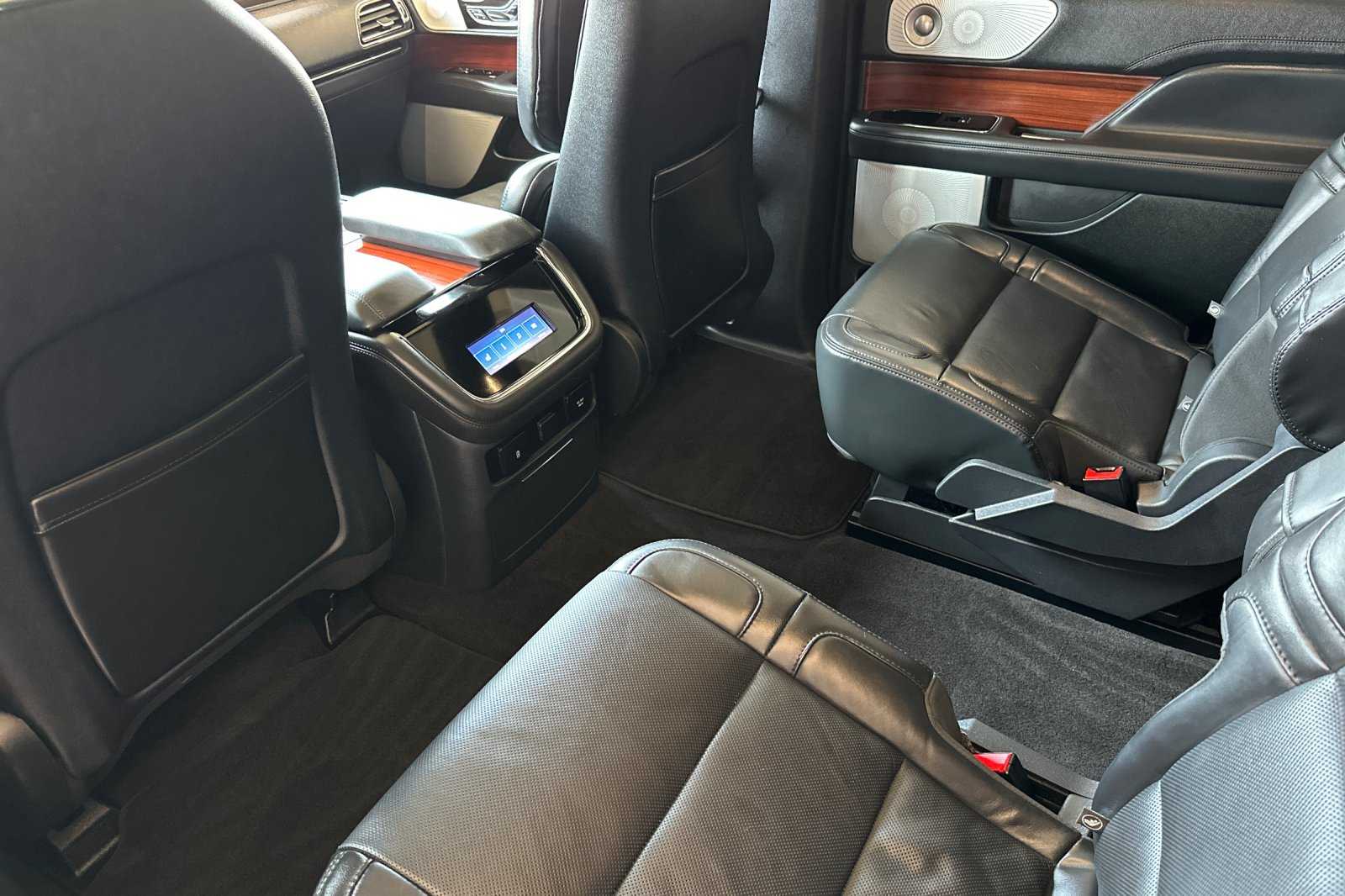 2024 Lincoln Navigator Reserve photo 9