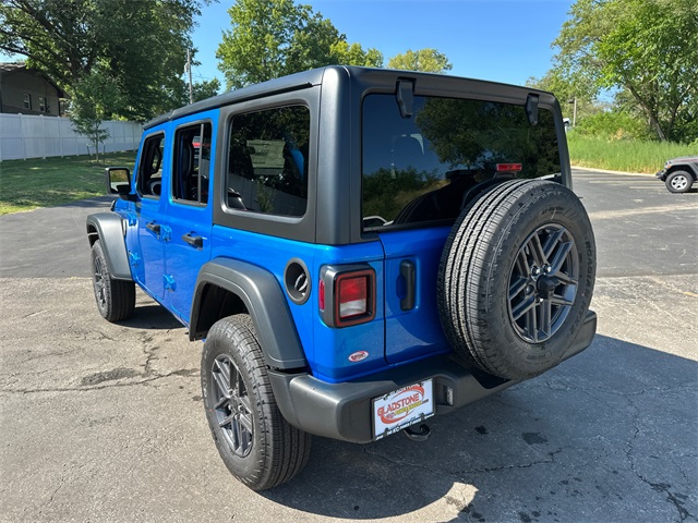 2025 Jeep Wrangler Sport S photo 7