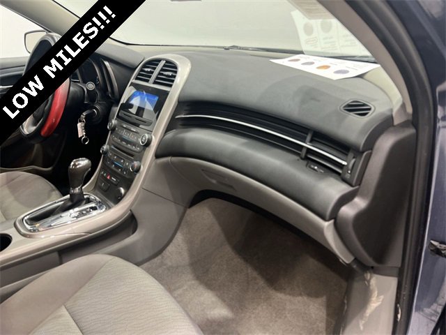 2013 Chevrolet Malibu LS photo 20