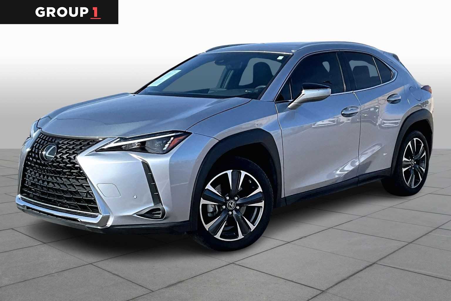 2023 Lexus UX Hybrid 250h's photo
