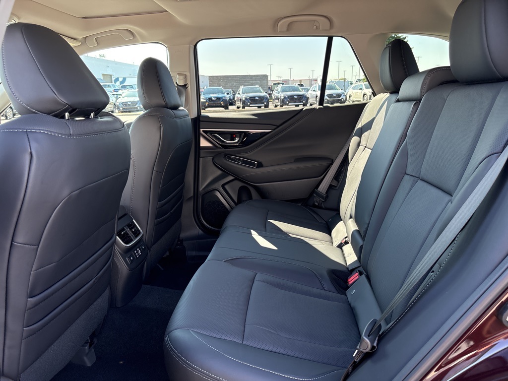 2025 Subaru Outback Limited XT photo 11